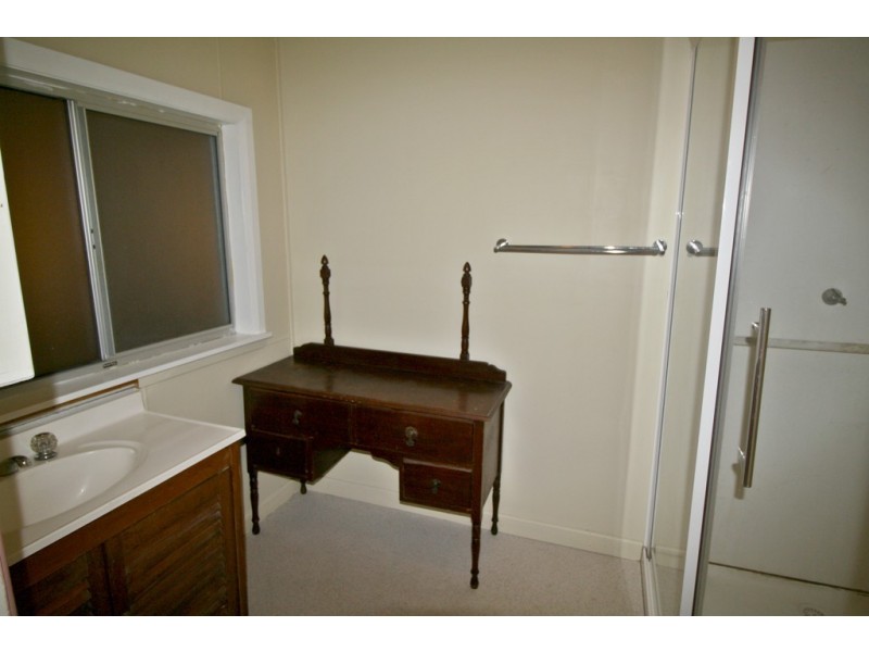 23 Wallace Street, Apsley VIC 3319