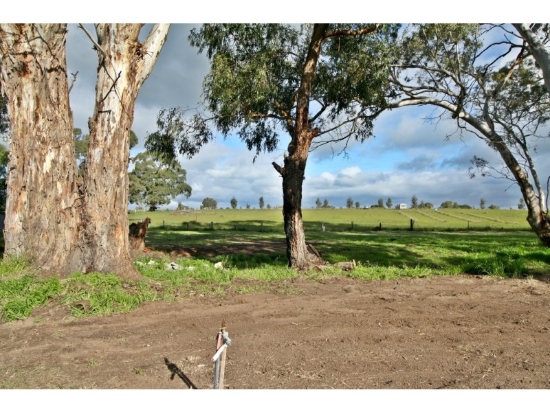 23 Wallace Street, Apsley VIC 3319