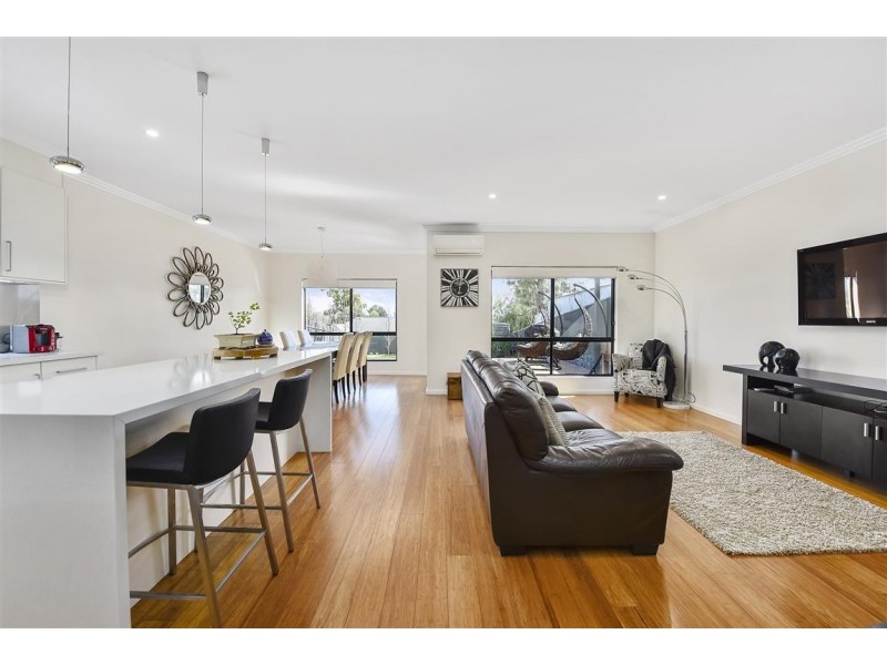 6 Strathlyn Avenue, Naracoorte SA 5271