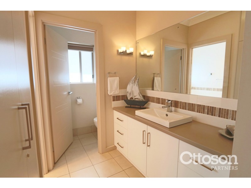 1 Shipard Court, Robe SA 5276