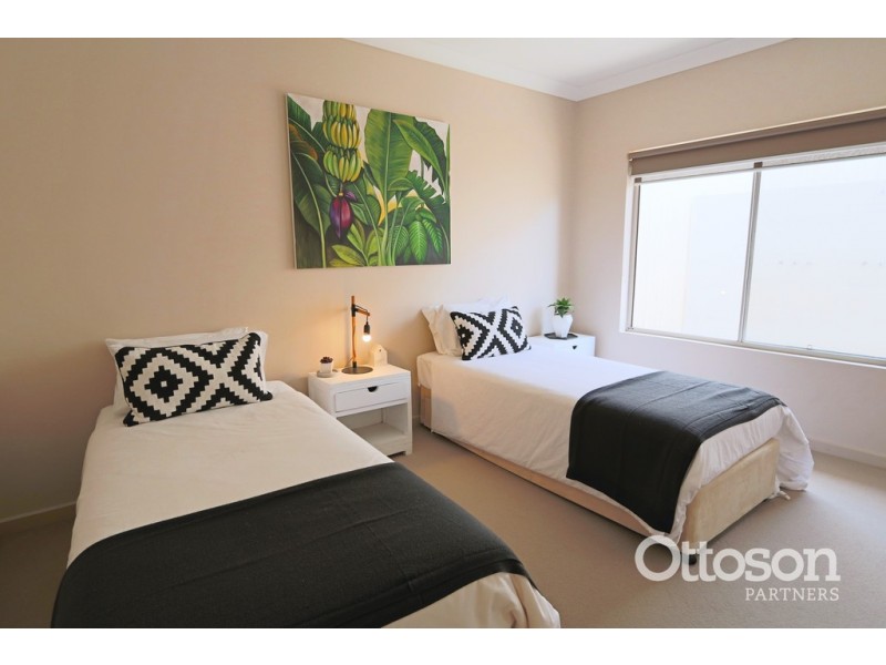 1 Shipard Court, Robe SA 5276