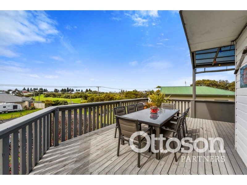 15 Attiwell Street, Beachport SA 5280