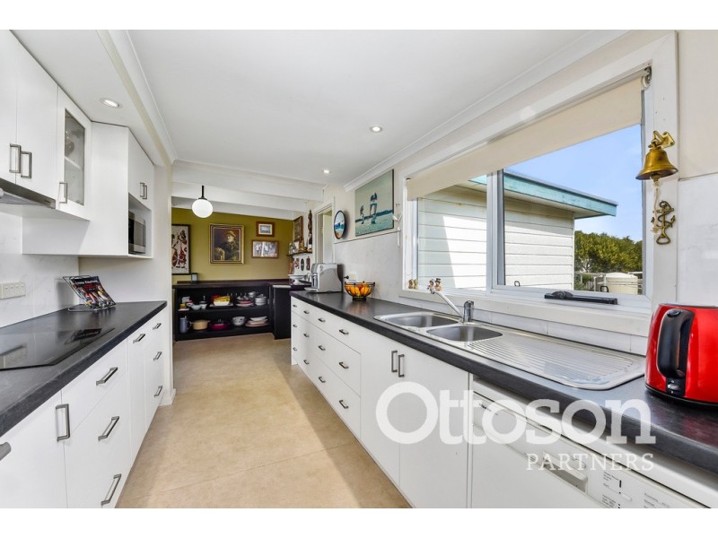 15 Attiwell Street, Beachport SA 5280