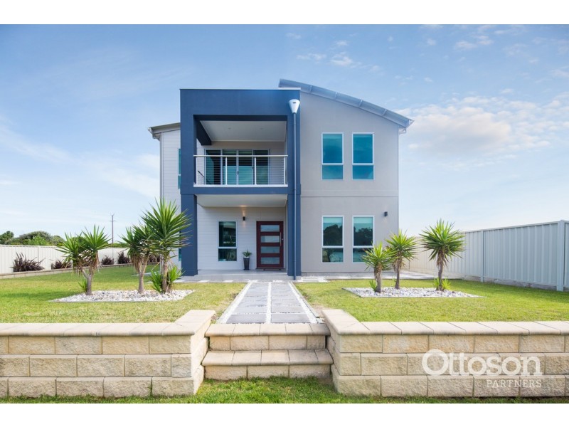 3 Dennis Avenue, Robe SA 5276