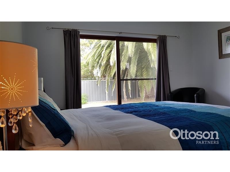 35 Harold Street, Robe SA 5276