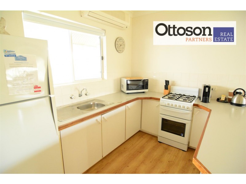 2/33 Harold Street, Robe SA 5276