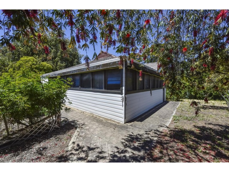 13-15 Memorial Drive, Naracoorte SA 5271