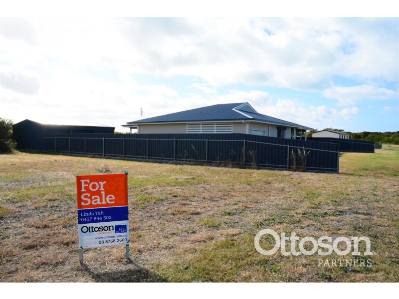 17 Sail Street, Boatswain Point SA 5275