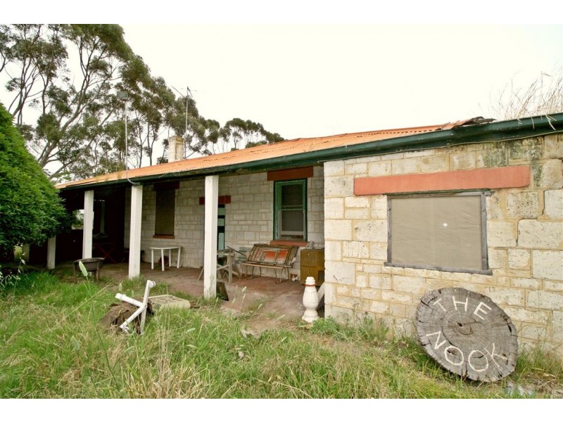 Section 425 Lucindale Road, Naracoorte SA 5271