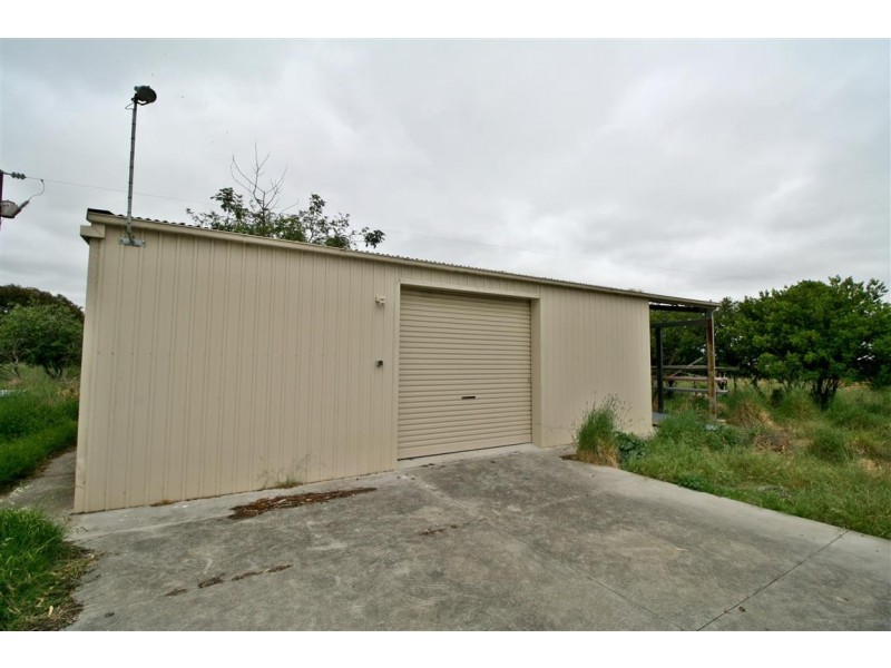 Section 425 Lucindale Road, Naracoorte SA 5271