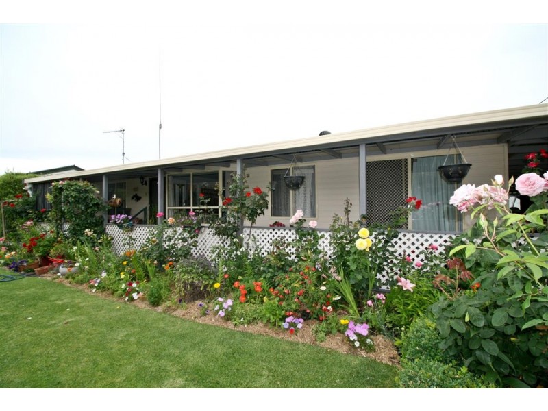 11 Watson Avenue, Lucindale SA 5272