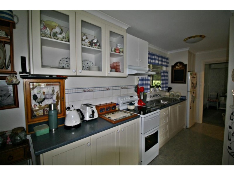 11 Watson Avenue, Lucindale SA 5272