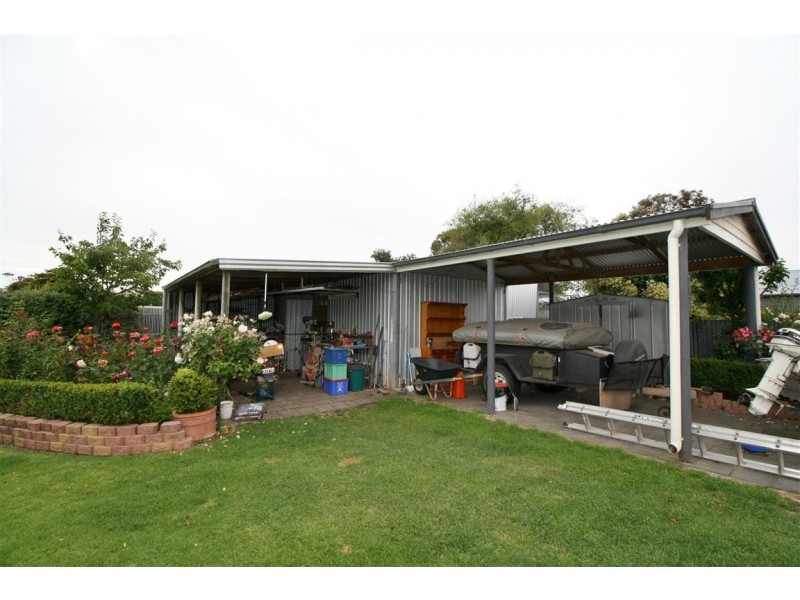 11 Watson Avenue, Lucindale SA 5272