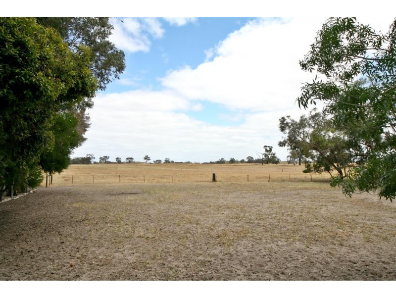 2053 Wimmera Highway, Apsley VIC 3319