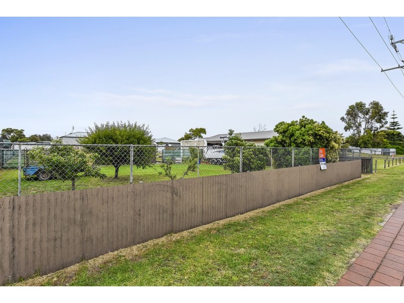 18-20 Robe Street, Robe SA 5276