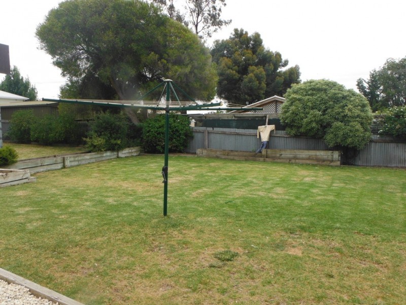 44 Memorial Drive, Naracoorte SA 5271