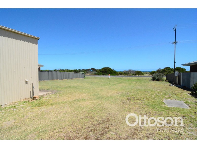 75 Marine Parade and 171 Cooke Street, Kingston Se SA 5275