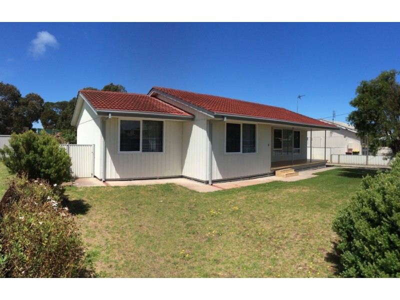 8 Tobruk Avenue, Robe SA 5276