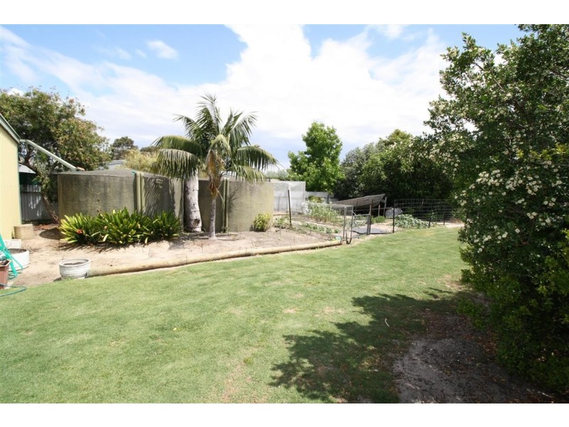 2 Fourth Avenue, Naracoorte SA 5271
