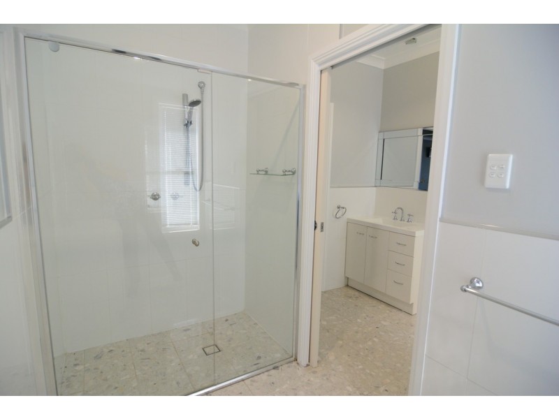 12 Thompson Road, Robe SA 5276