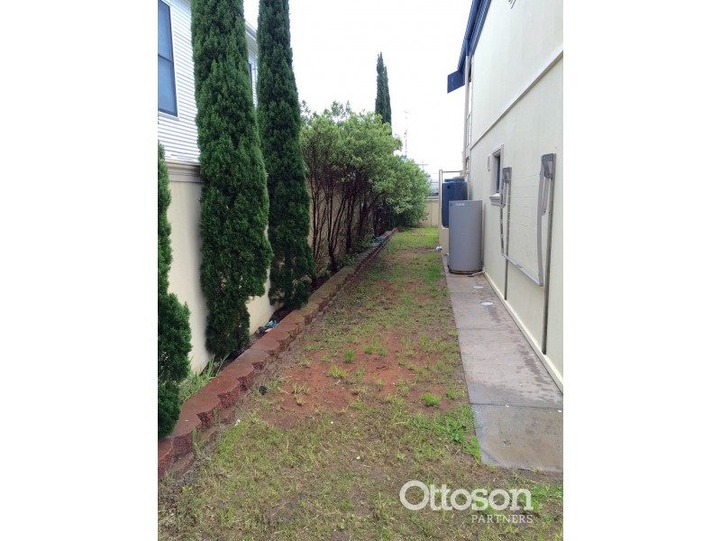 2/22 Holland Street, Kingston Se SA 5275