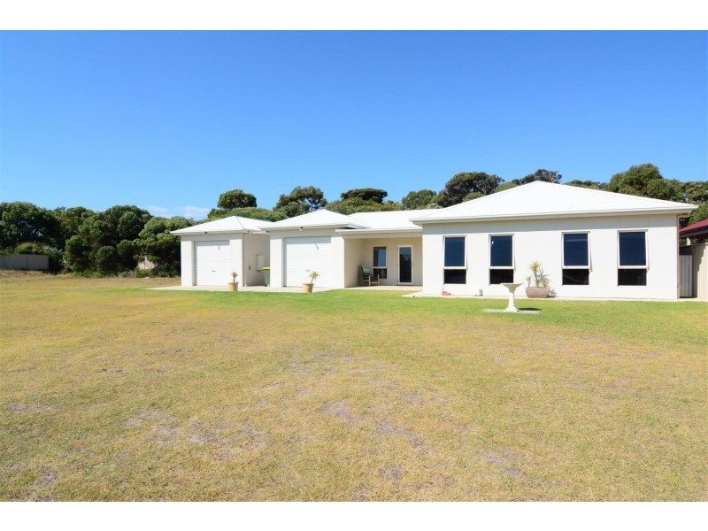 7 Charles Bonney Drive, Robe SA 5276