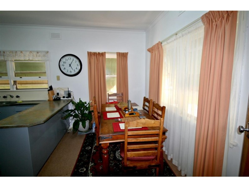 31 Laidlaw Street, Apsley VIC 3319