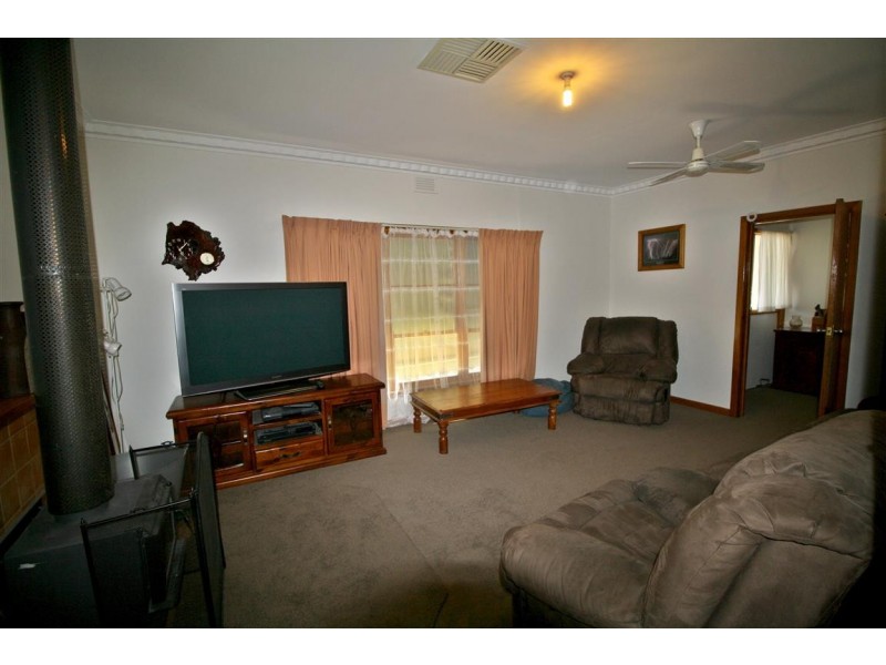 31 Laidlaw Street, Apsley VIC 3319