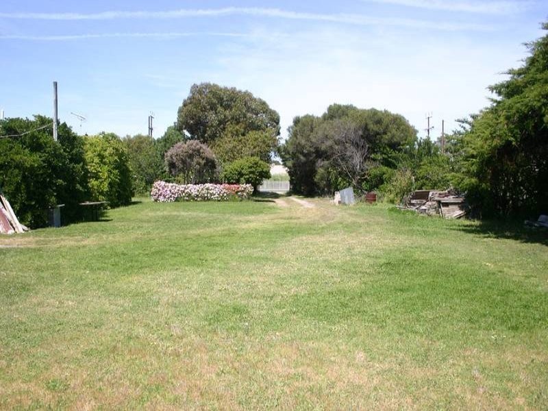 19 Lord Syleham Street, Robe SA 5276