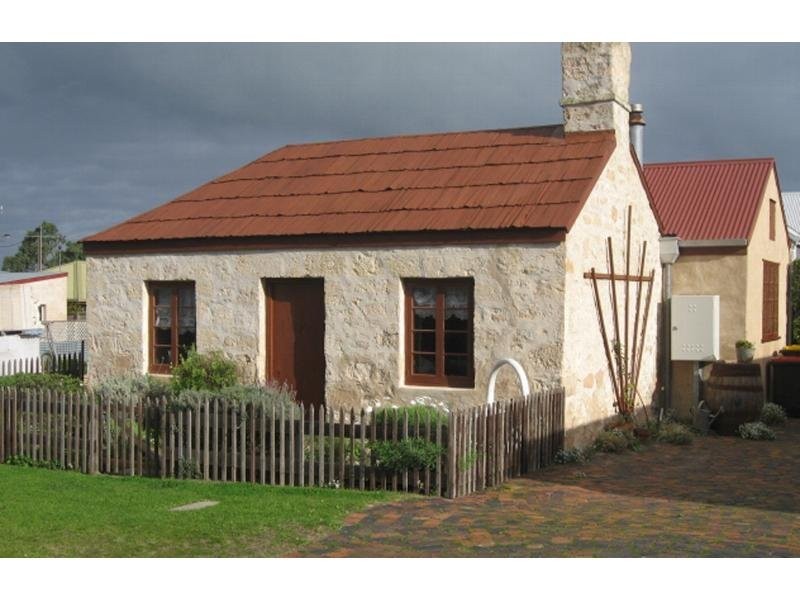 10 Elizabeth Street, Robe SA 5276