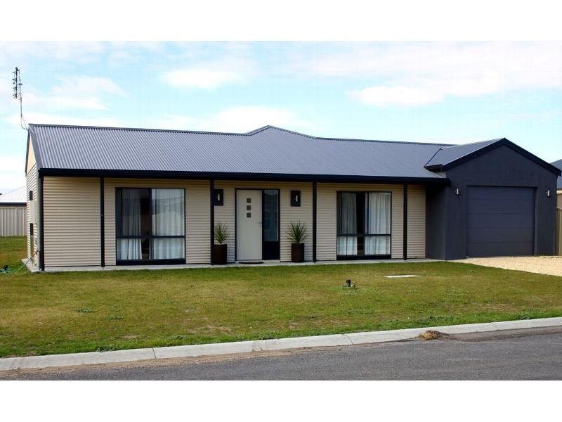 13 Peter McQueen Avenue, Robe SA 5276