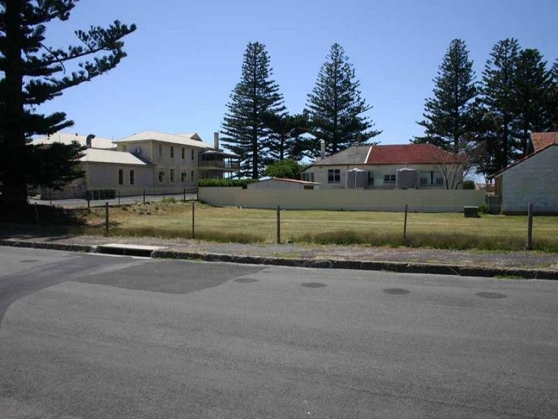 15 Smillie Street, Robe SA 5276