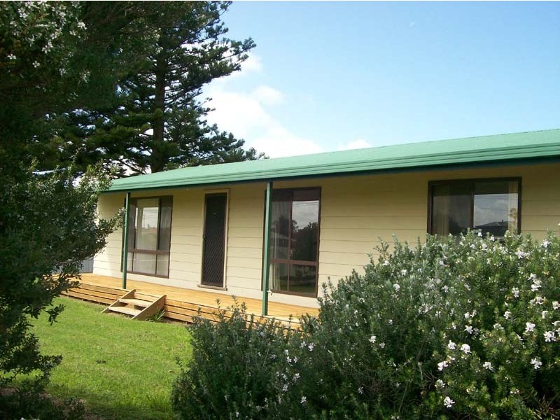 5 McCourt Street, Beachport SA 5280