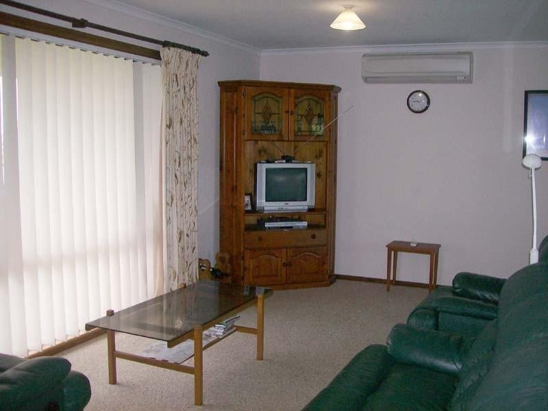 5 McCourt Street, Beachport SA 5280