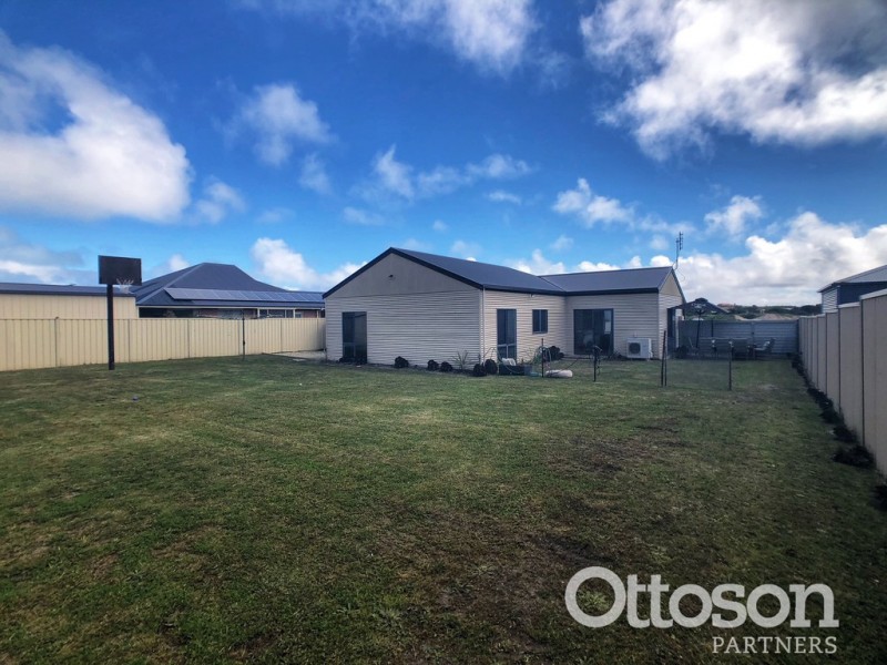 13 Peter McQueen Avenue, Robe SA 5276