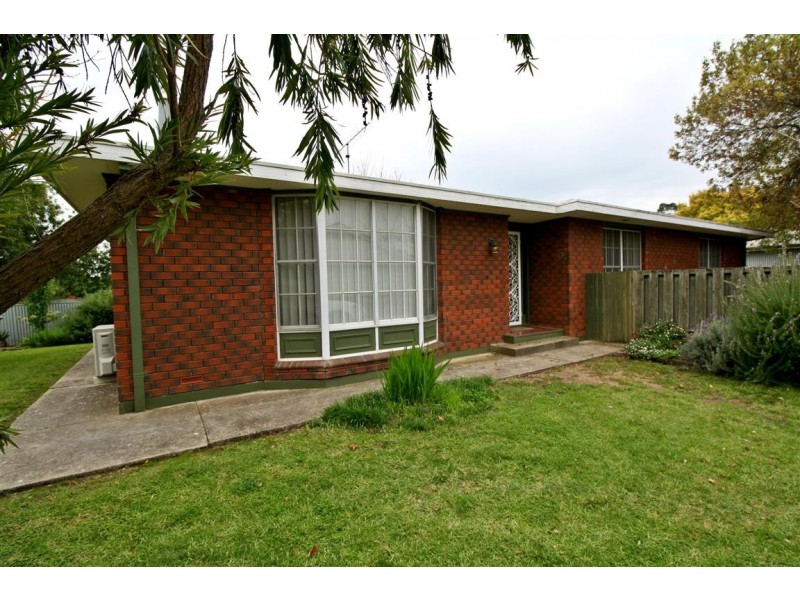 5 Moore Street, Naracoorte SA 5271