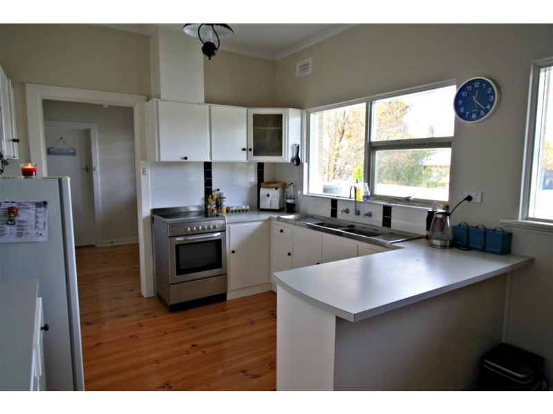79 Jenkins Terrace, Naracoorte SA 5271