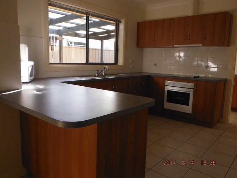 8 Melbourne St, Naracoorte SA 5271