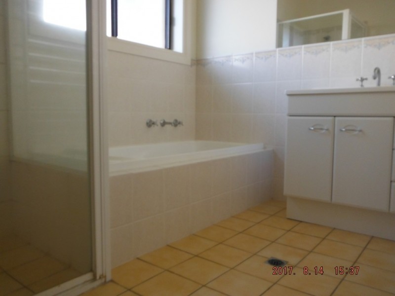8 Melbourne St, Naracoorte SA 5271