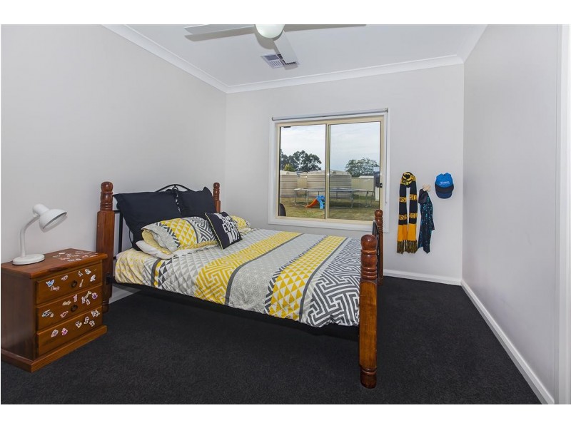 36 Federation Drive, Naracoorte SA 5271