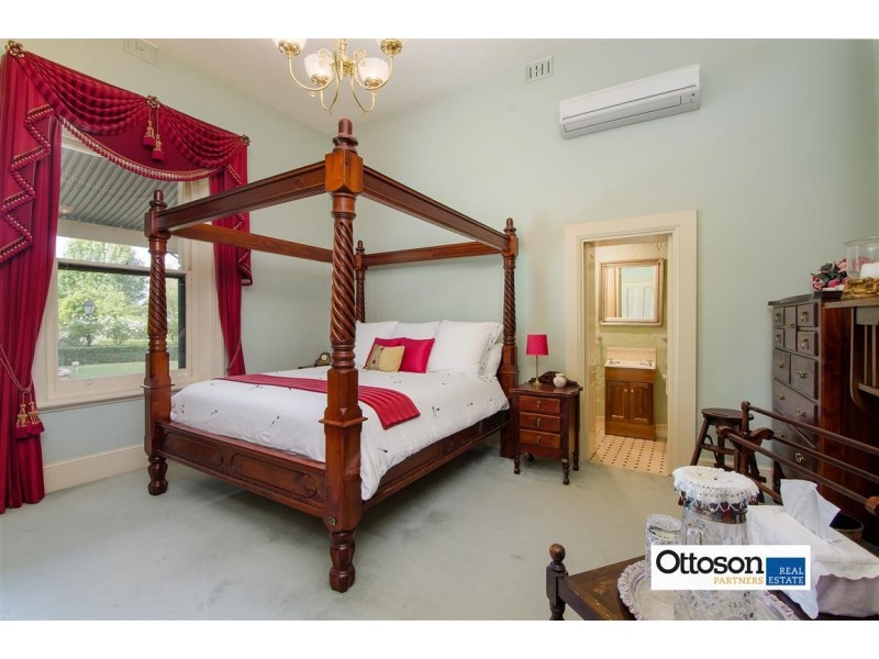 30 McLay Street, Naracoorte SA 5271