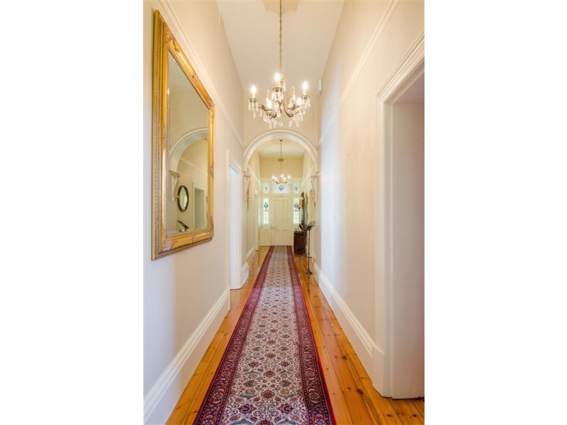 30 McLay Street, Naracoorte SA 5271