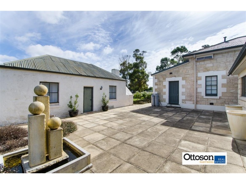 30 McLay Street, Naracoorte SA 5271