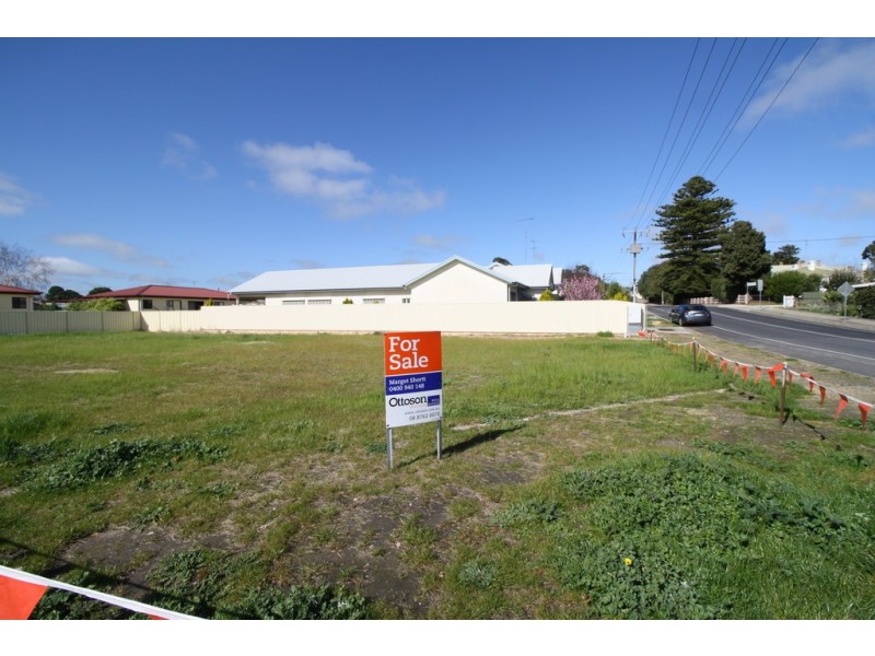 Unit 2, 4 Hinckley Street, Naracoorte SA 5271