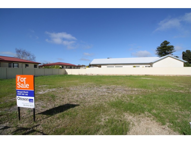 Unit 2, 4 Hinckley Street, Naracoorte SA 5271