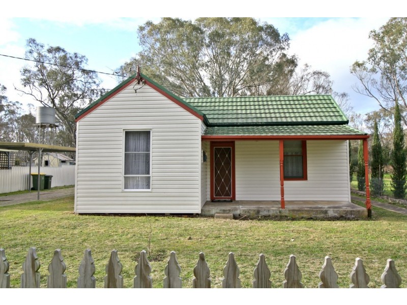 80 Wallace Street, Apsley VIC 3319