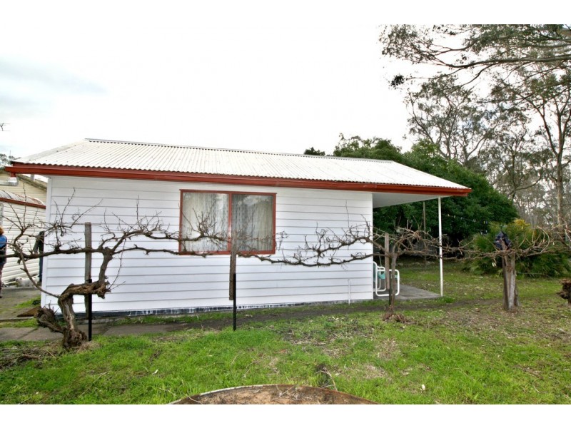 80 Wallace Street, Apsley VIC 3319