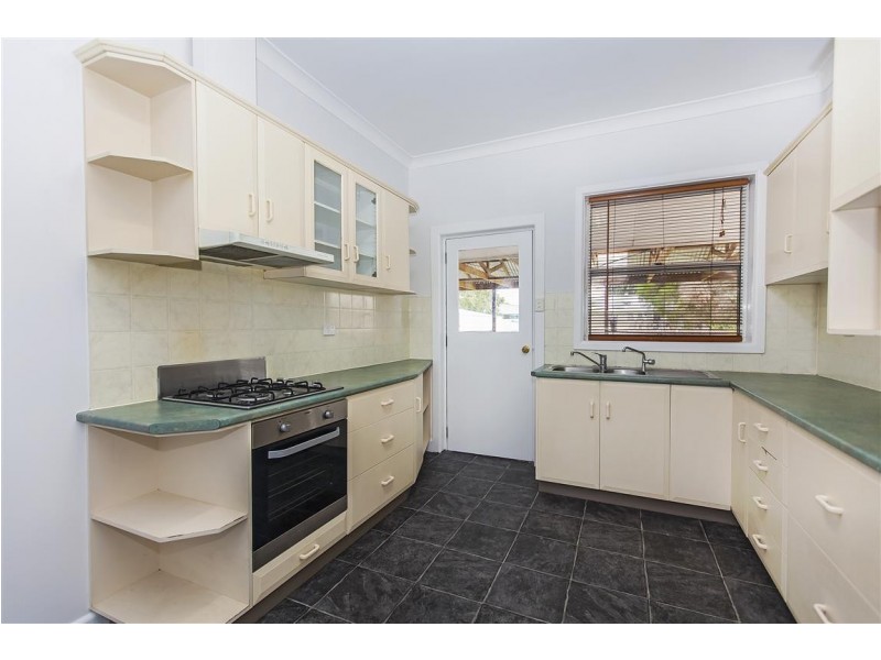 7 Sixth Ave, Naracoorte SA 5271
