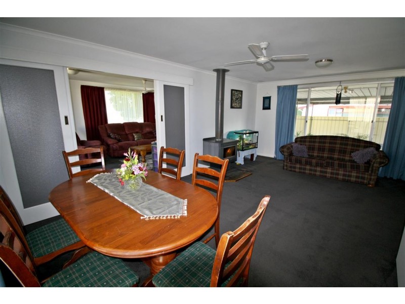 13 Fourth Avenue, Naracoorte SA 5271