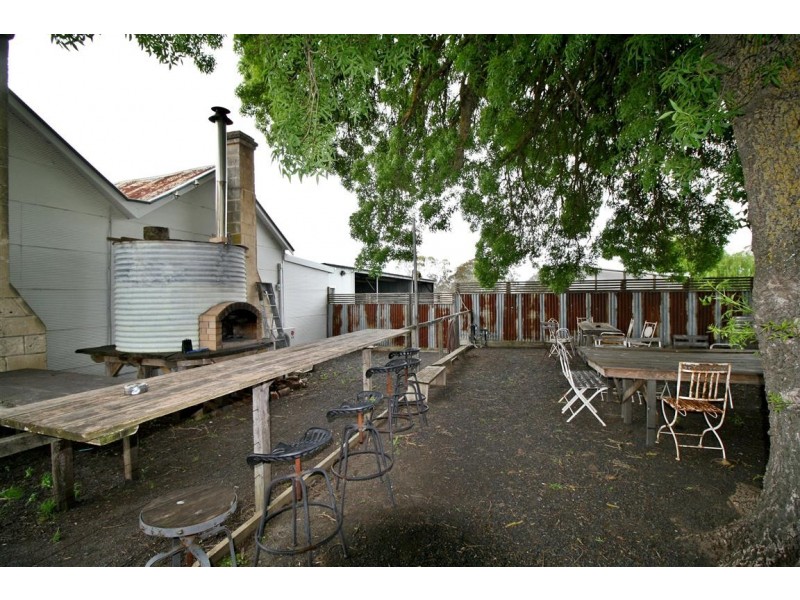 1852 Wimmera Highway, Apsley VIC 3319